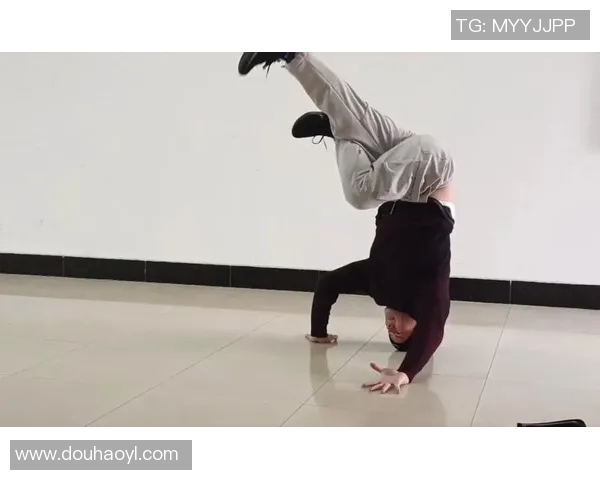 街舞热潮下杭州街舞队防守策略解析与技巧分享